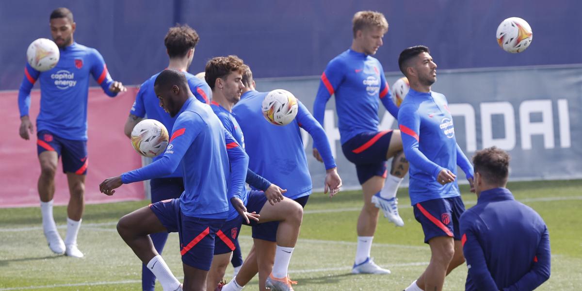 "El Atlético del año que viene quizás tenga que ir más por el equipo que por estrellas"