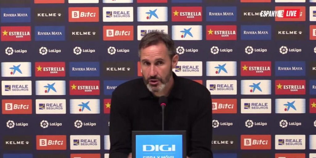 "Lo de De Tomás no influirá en la convocatoria"