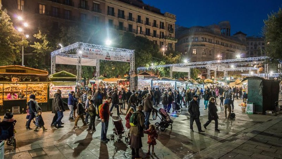 ¿Cómo es el mercado de Navidad de Santa Lucía de Barcelona?