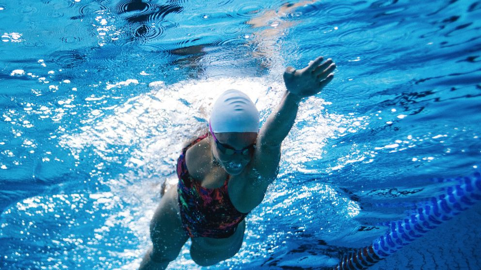 ¿Se puede sudar dentro del agua?