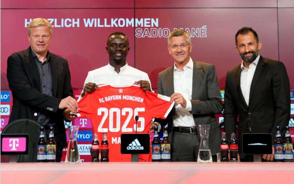 ¡Cambia Sadio Mané a un rojo más bávaro! | Video