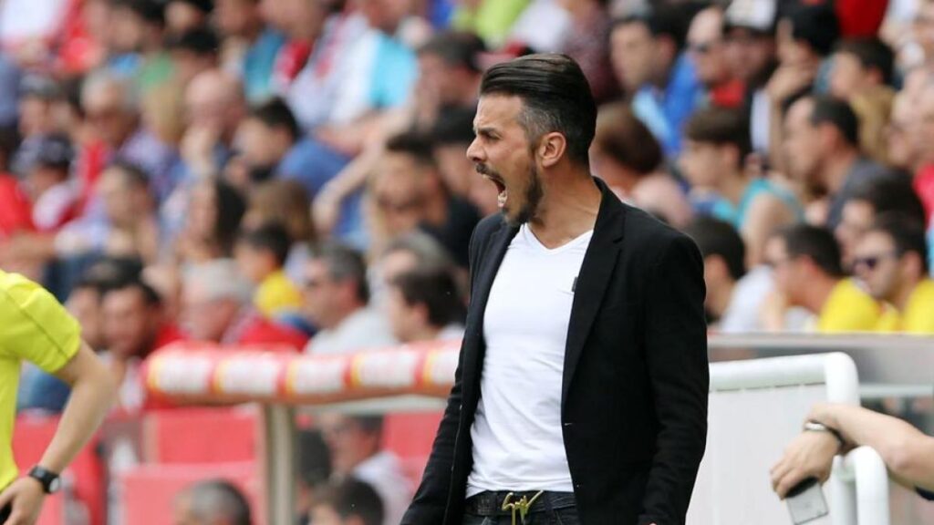 ¡El Albacete se carga al técnico del ascenso!