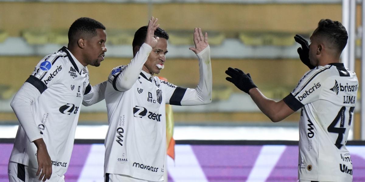 1-2: Ceará mantiene su invicto a costa de The Strongest