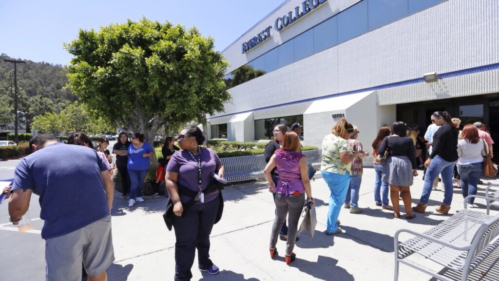 EEUU cancela deuda estudiantil de Corinthian Colleges