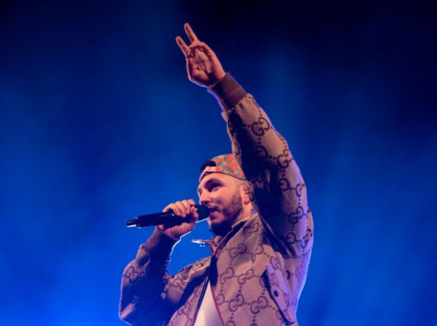 Omar Montes cantando / Gtres