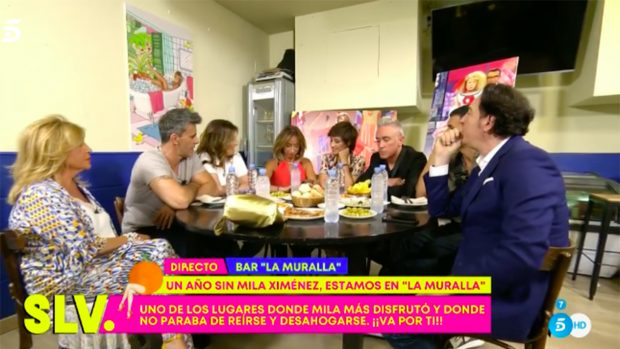 Los colaboradores homenajean a Mila Ximénez un año después de su partida / Telecinco