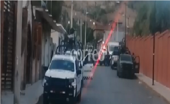 6 muertos, matan a balazos a dos mujeres y tres menores, afuera de una primaria