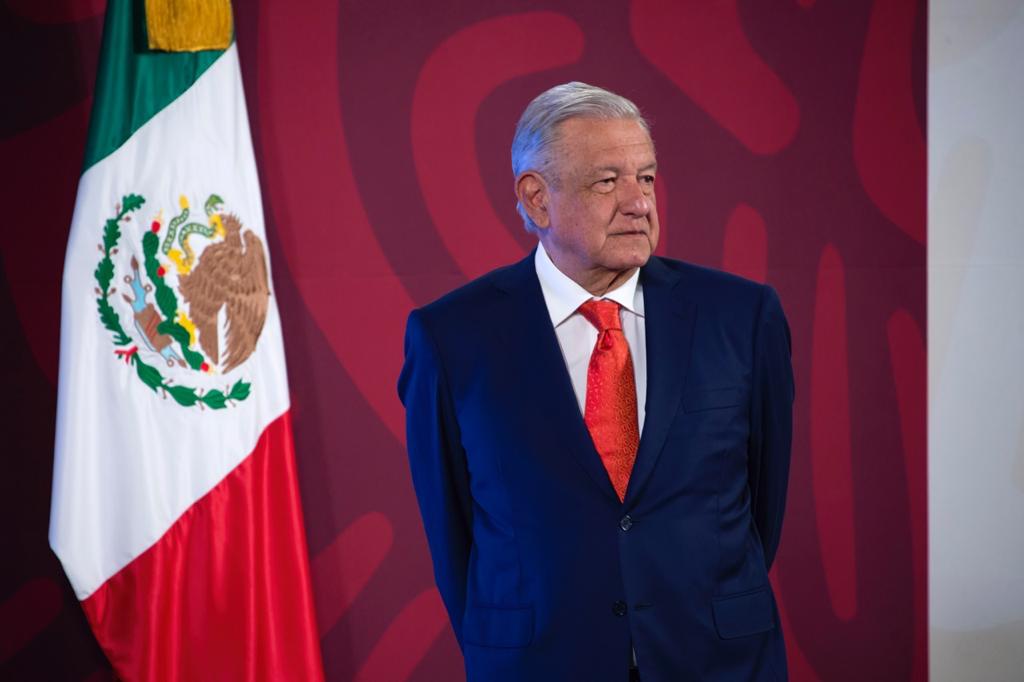 AMLO arremete contra moratoria constitucional de ‘Va por México’: “Nada más que no cobren”