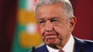 AMLO niega protección al crimen y pacto con EPN tras señalamientos de Labastida