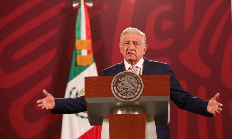 Acuerdos con IP y priorizar consumo doméstico, los consejos de AMLO a Samuel García ante desabasto de agua en NL