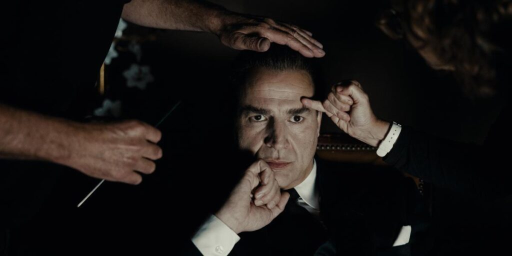 Alberto San Juan encarnará a Balenciaga en una nueva serie de Disney+