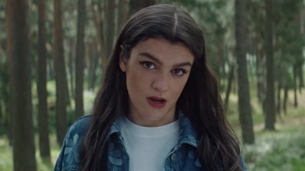 Amaia Romero en un anuncio / Dirección General de Tráfico