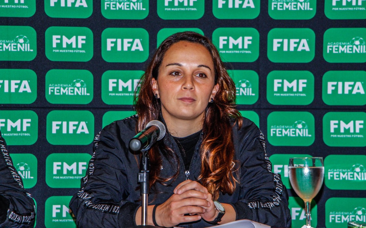 Ana Galindo debuta con triunfo como entrenadora del Tricolor Sub-17