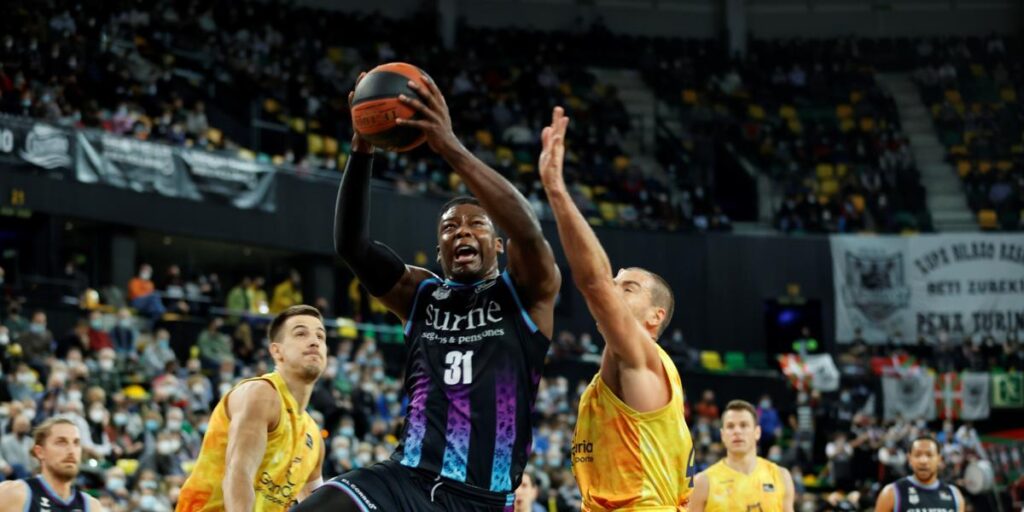 Ángel Delgado jugará la liga de República Dominicana con Reales de la Vega