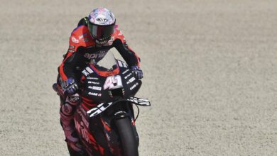 Aprilia aprieta: doblete con Aleix y Maverick el viernes de Montmeló