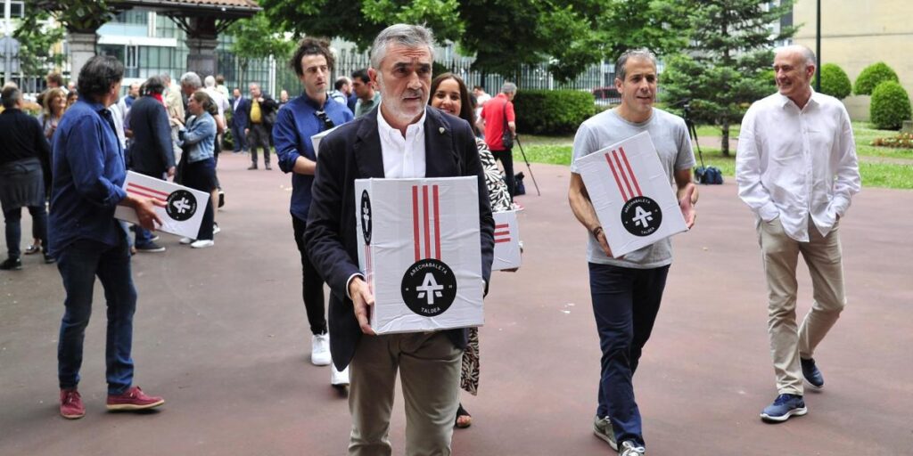 Arechabaleta: “Marcelino tenía que haber renovado en marzo”