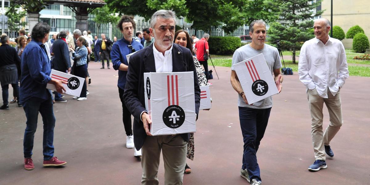 Arechabaleta: “Marcelino tenía que haber renovado en marzo”