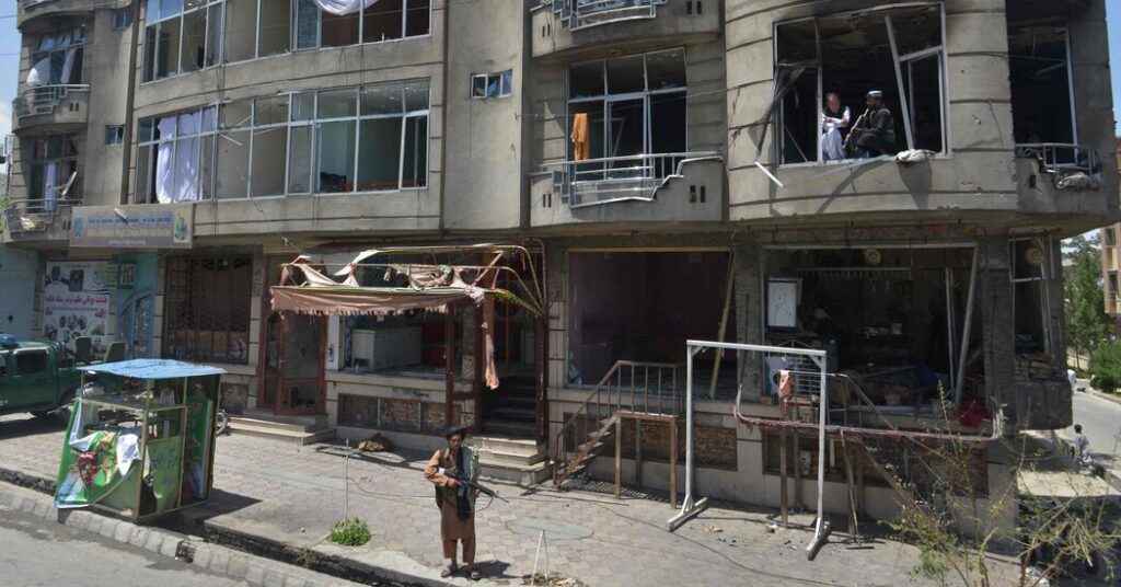 Ataque en templo sij en Afganistán mata a varias personas