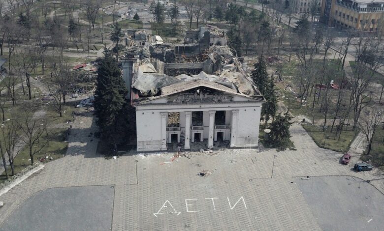 Ataque ruso contra teatro de Mariúpol fue 'un claro crimen de guerra': Amnistía Internacional