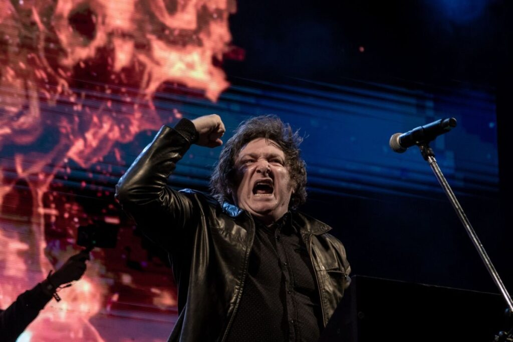 Auge y caída de Javier Milei, la estrella de la ultraderecha liberal argentina