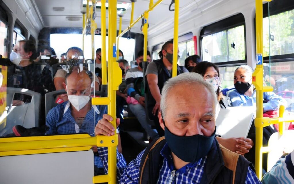 Aumentar 1 peso al transporte es "insuficiente"; transportistas piden al menos 3 pesos más