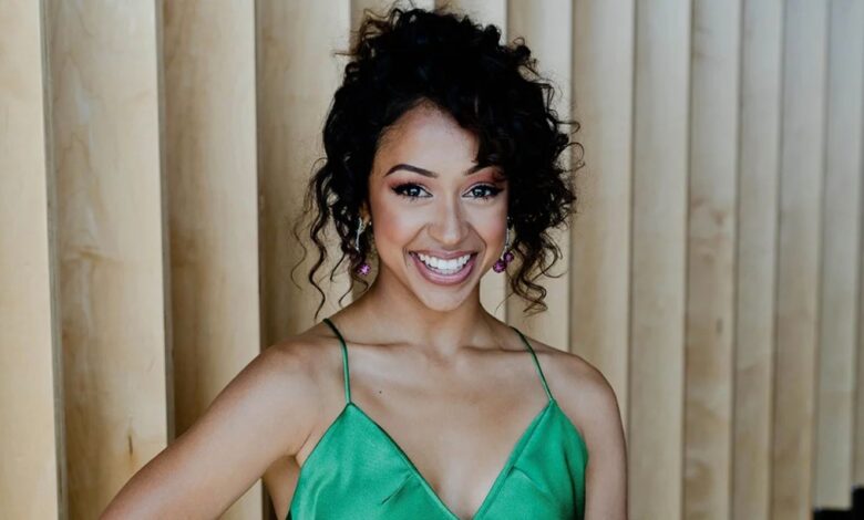 Bailando conmigo mismo: qué saber sobre la creadora de danza Liza Koshy