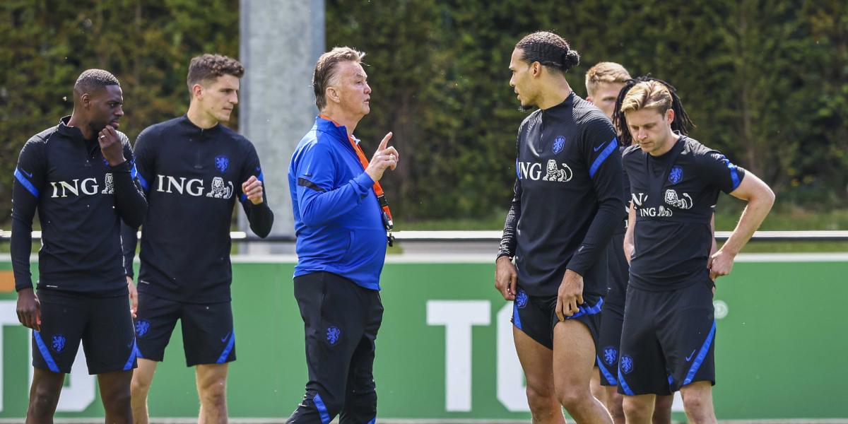 Bélgica y Países Bajos arrancan con todo un clásico