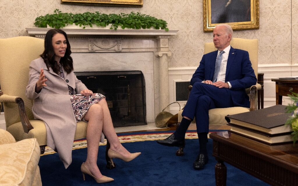 Biden discutirá medidas sobre el control de armas en el Congreso