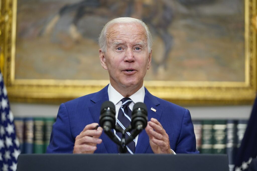 Biden habla con Petro sobre cambio climático y el acuerdo de paz