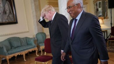 Boris Johnson desafía a Bruselas con una ley que altera lo pactado en el Brexit para Irlanda del Norte