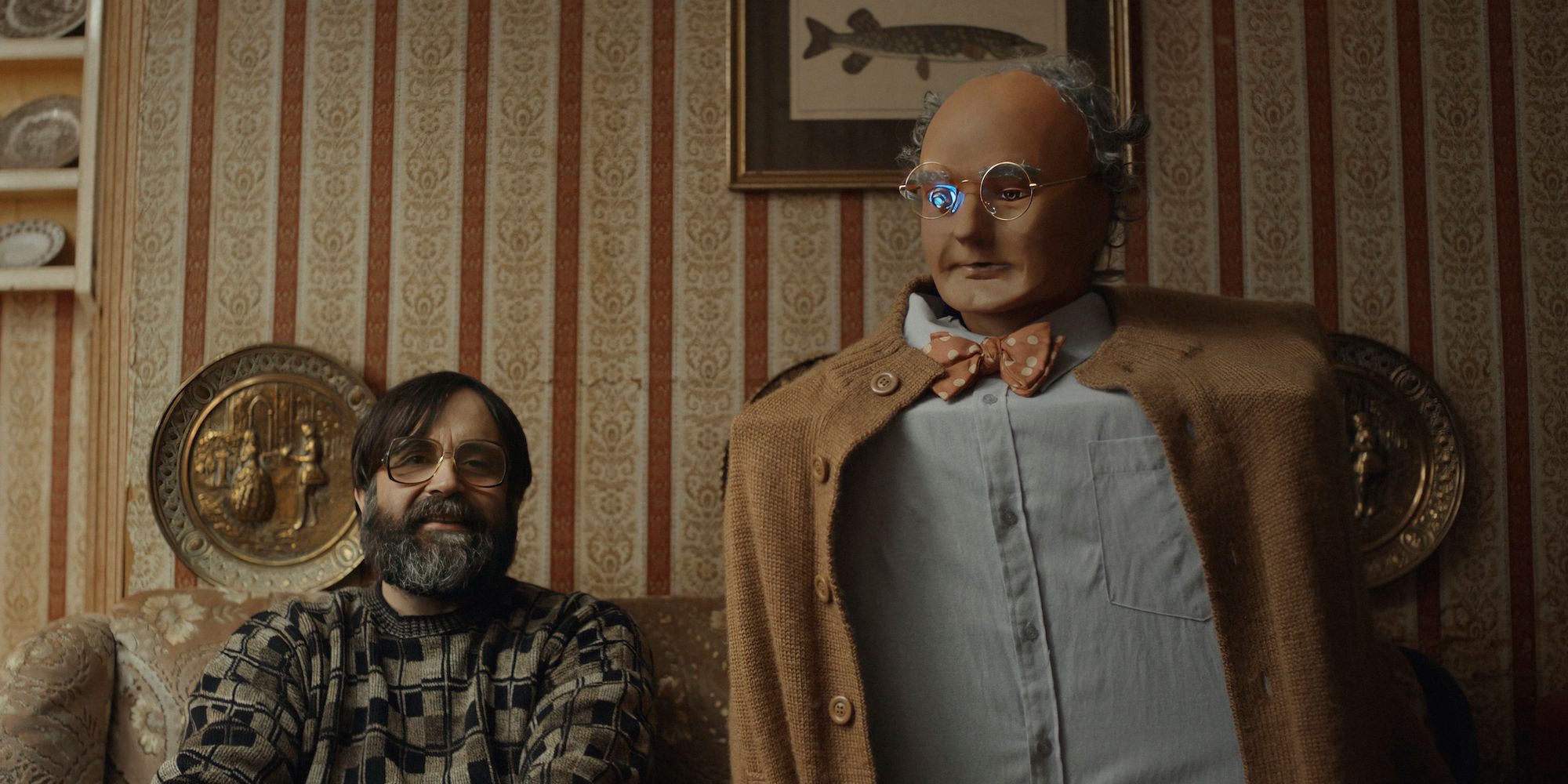 Brian & Charles Review: una comedia encantadora, divertida y sincera sobre la amistad