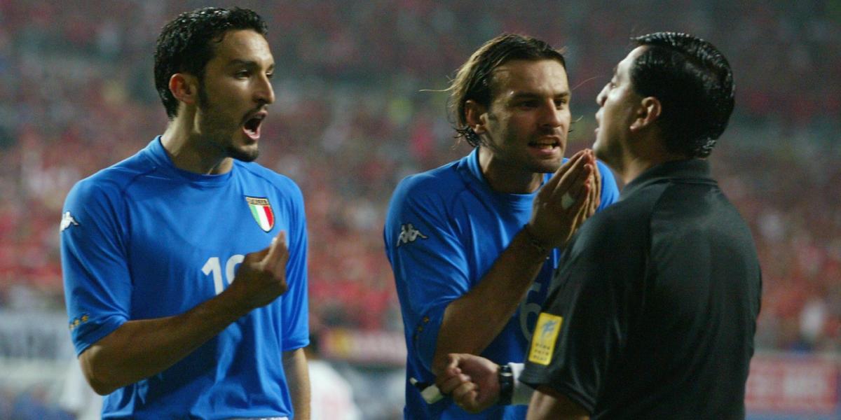 Byron Moreno y los otros 'robos' del Mundial 2002