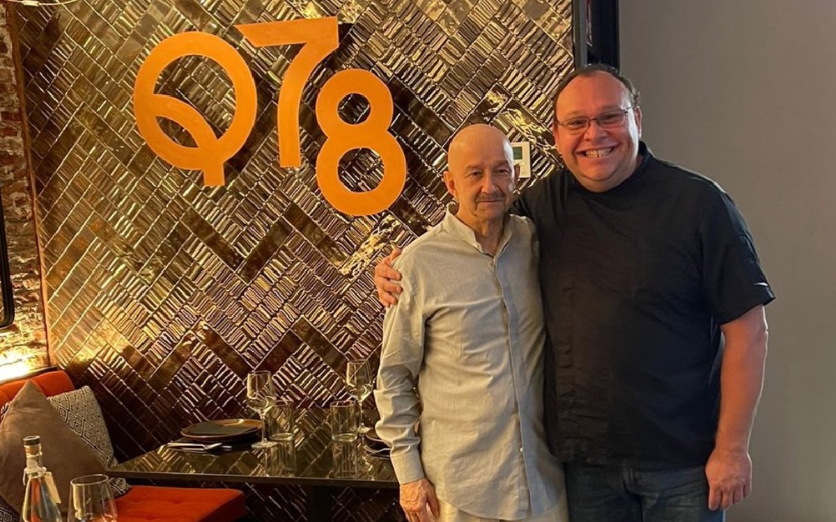 Carlos Salinas de Gortari reaparece en restaurante de Madrid