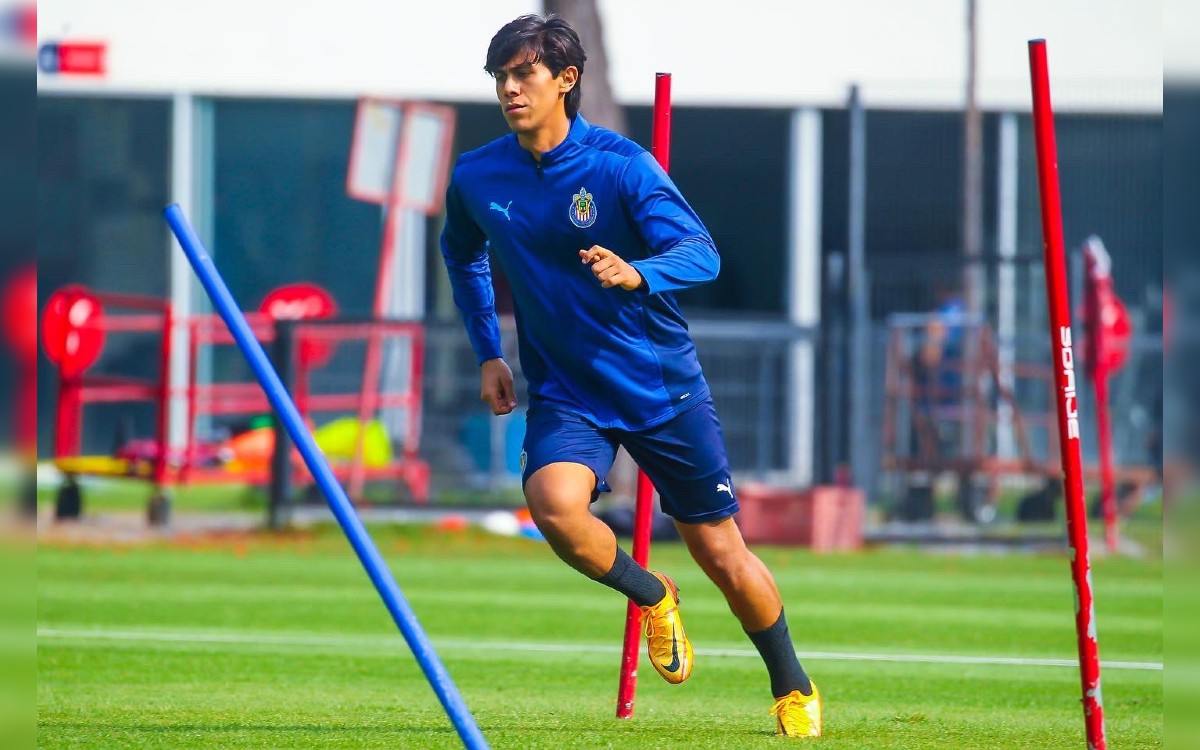 Chivas | José Juan Macías sufre lesión y se perderá todo el Apertura 2022 de la Liga MX