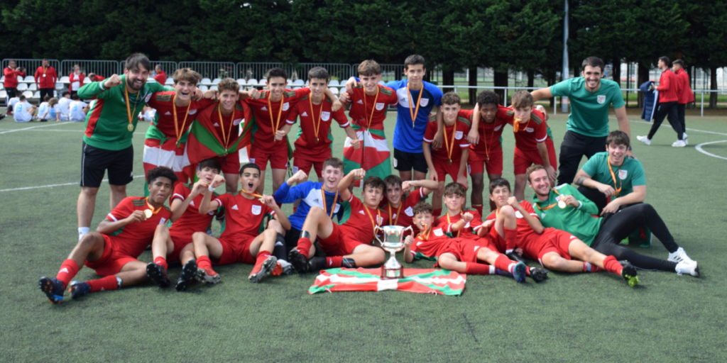 Colores txuri urdin en la Selección de Euskadi