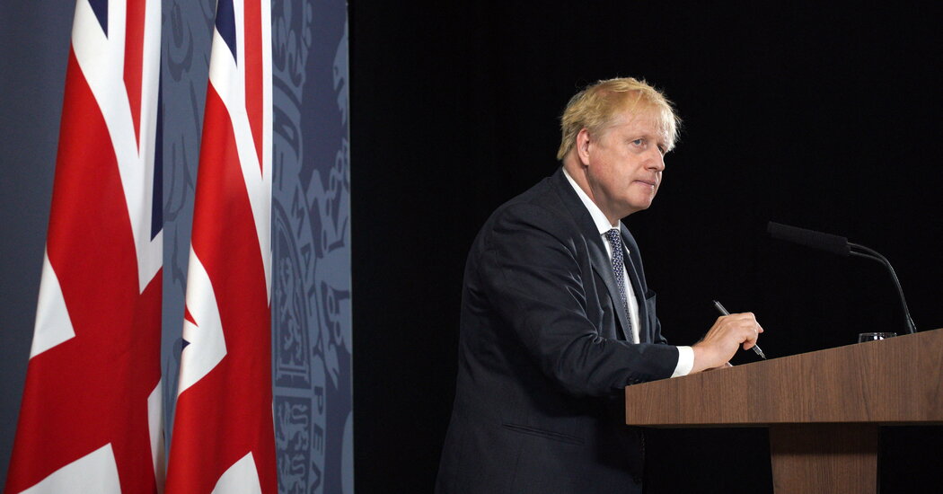 Con Irlanda del Norte y los migrantes, Johnson balancea el garrote de la política de supervivencia