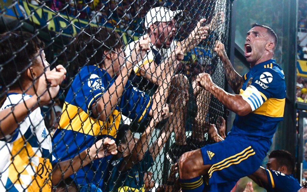 Confirma Carlos Tévez su retiro de las canchas a los 38 años | Video