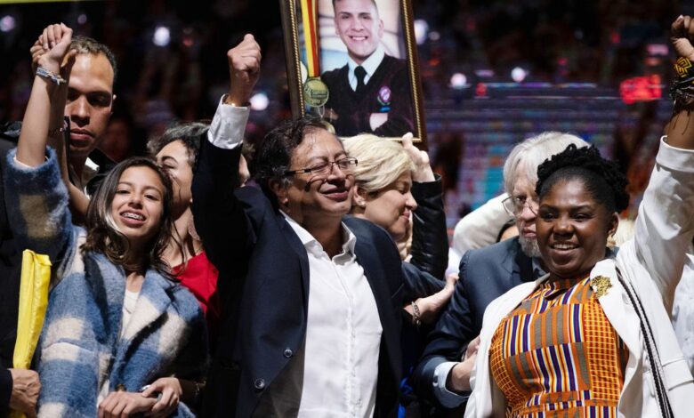 Cuba tilda de “histórica victoria popular” la elección de Petro en Colombia