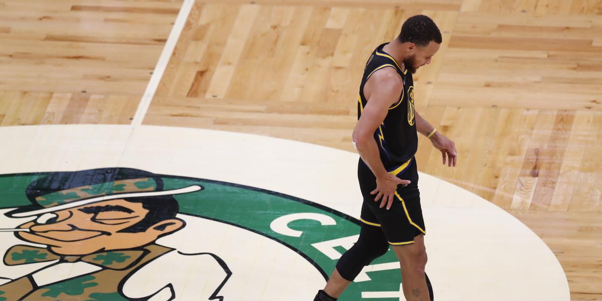 Curry estará disponible para el cuarto partido