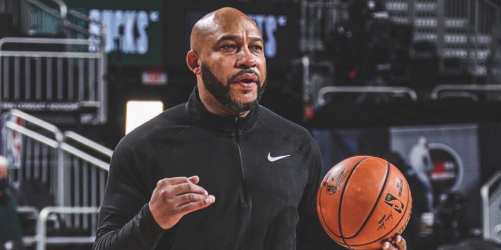 Darvin Ham, nuevo entrenador de los Lakers