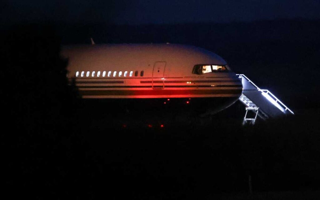 Decisión judicial de última hora frena deportación de Reino Unido a Ruanda