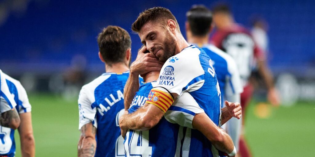 Dejen salir antes de entrar al vestuario