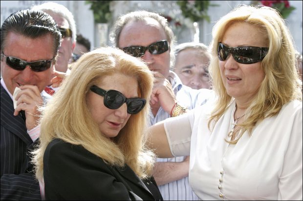 Gloria Mohedano y Rosa Benito llorando / Gtres