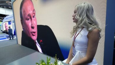Del ‘Davos ruso’ con Merkel o Macron al foro internacional de los talibanes y separatistas