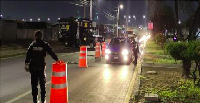 Desalojan a 500 familias, invadían predio en La Cuadrilla, Juriquilla, juez ordena desalojo