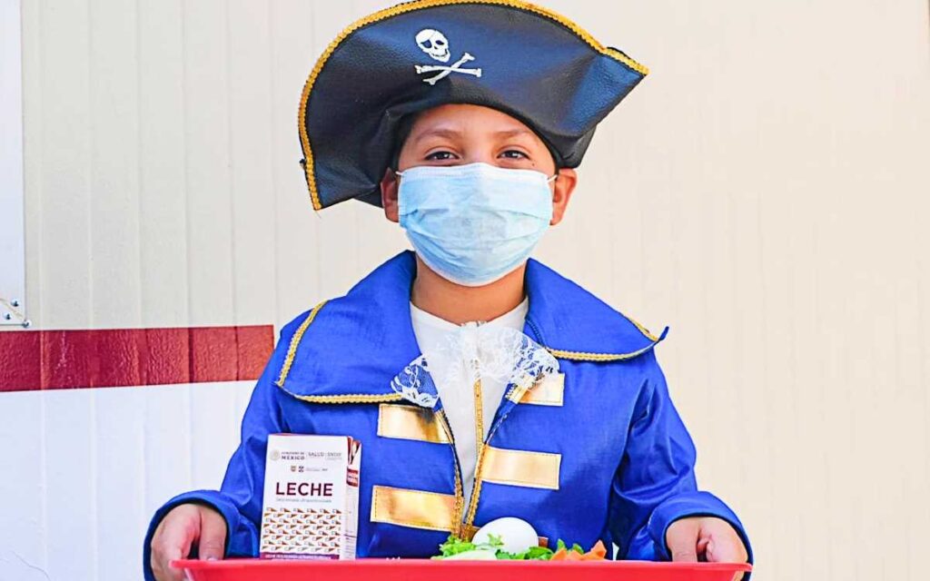 Desayunos escolares: repartirán leche en vaso desechable ante escasez de Tetra Pack