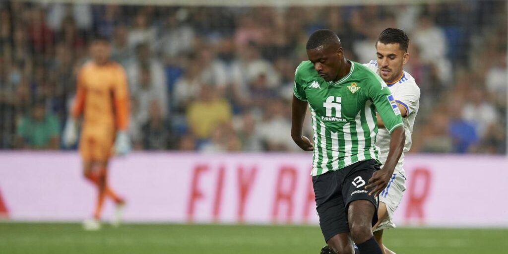 Desde Turquía insisten con William Carvalho
