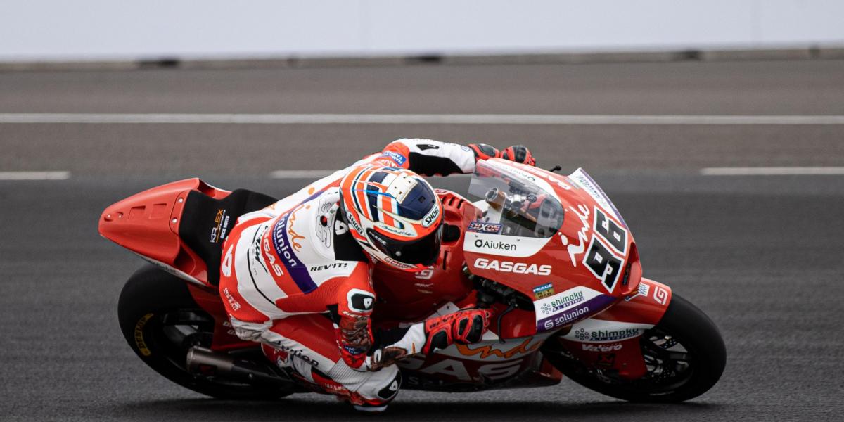 Dixon deja sin pole a Arenas en Assen por 11 milésimas