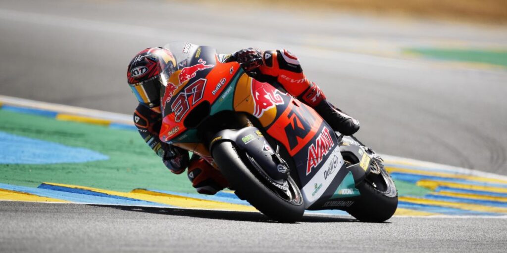 Doblete de Augusto que ayuda a Acosta en Sachsenring