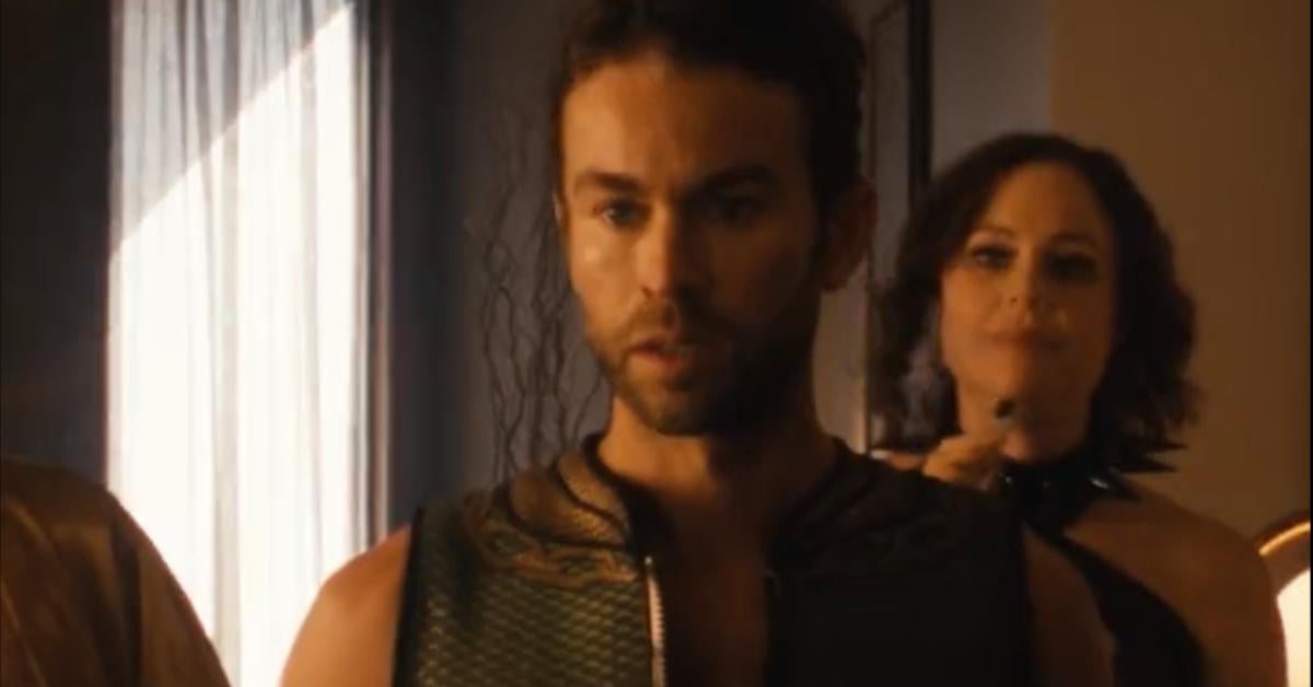 El showrunner de The Boys comparte la escena de Herogasm de Prime Video que casi los cortó